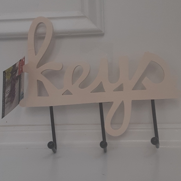 Key holder - Picture 2 of 4